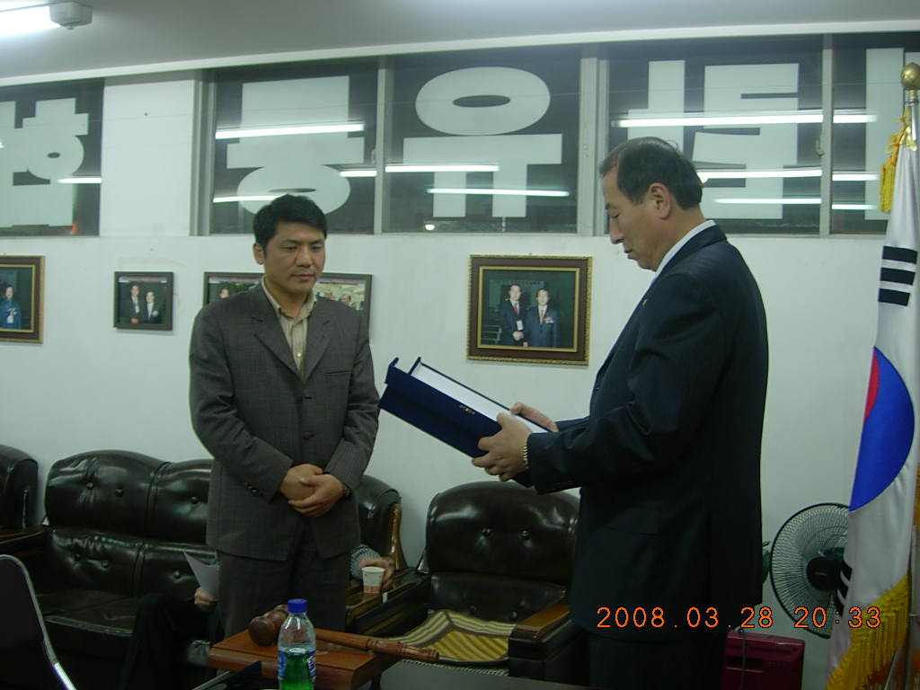 0804 012.jpg